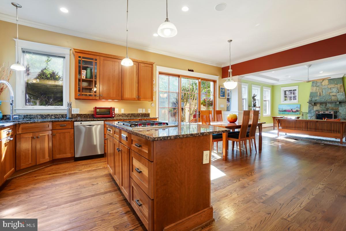 GLENBROOK VILLAGE - Residential