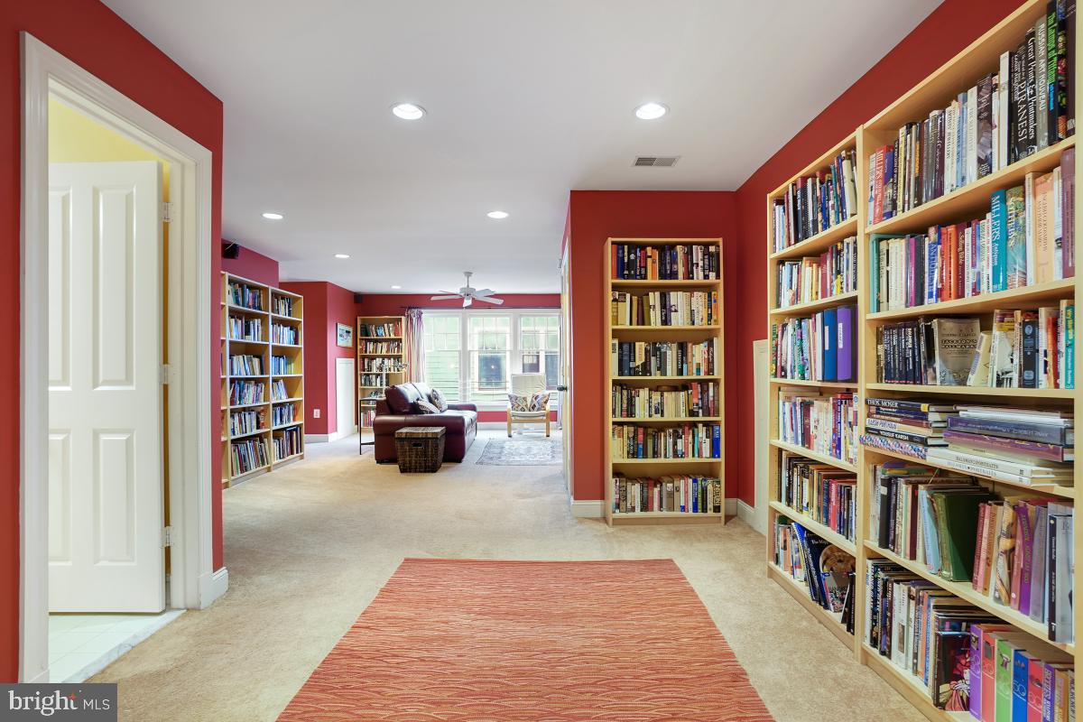 GLENBROOK VILLAGE - Residential