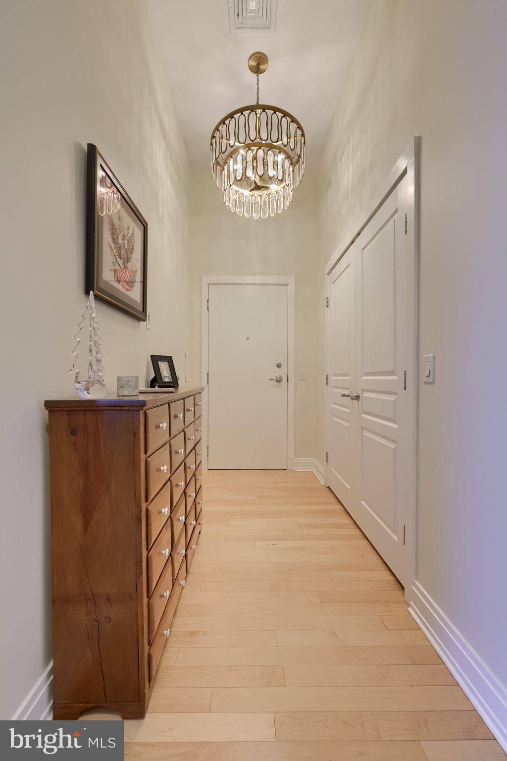 41 W LEMON STREET 210