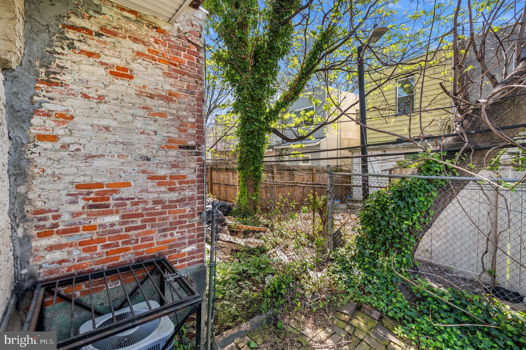 MILL CREEK - Residential