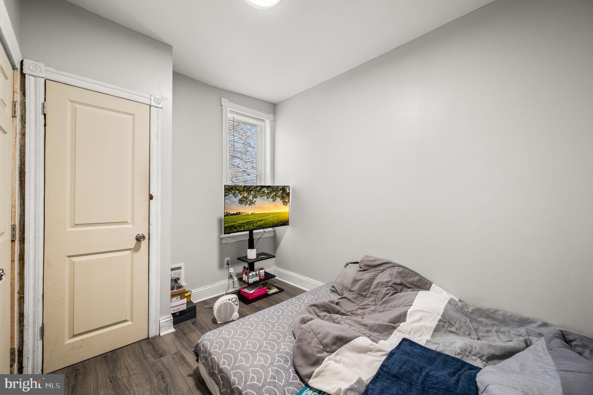 MILL CREEK - Residential