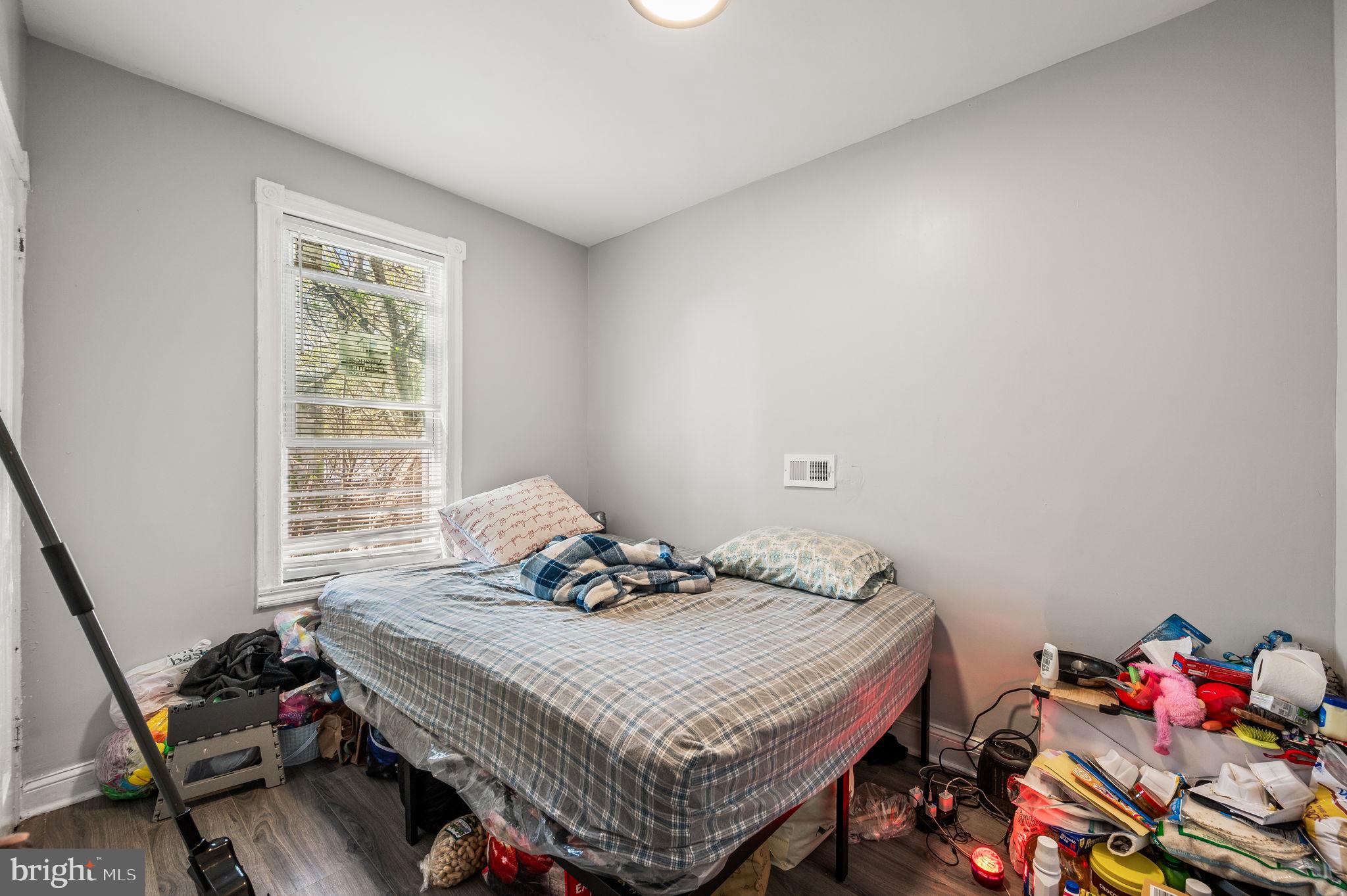 MILL CREEK - Residential