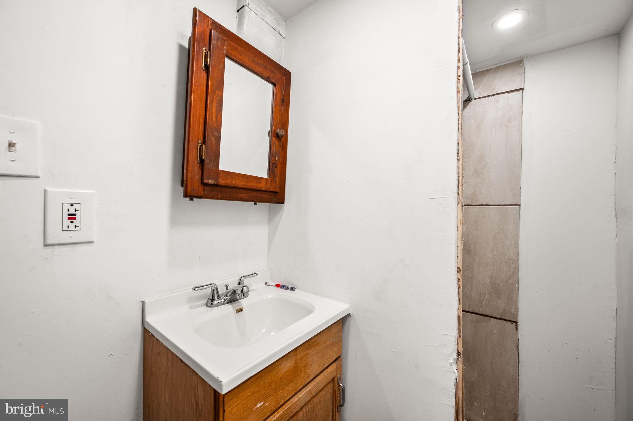 MILL CREEK - Residential