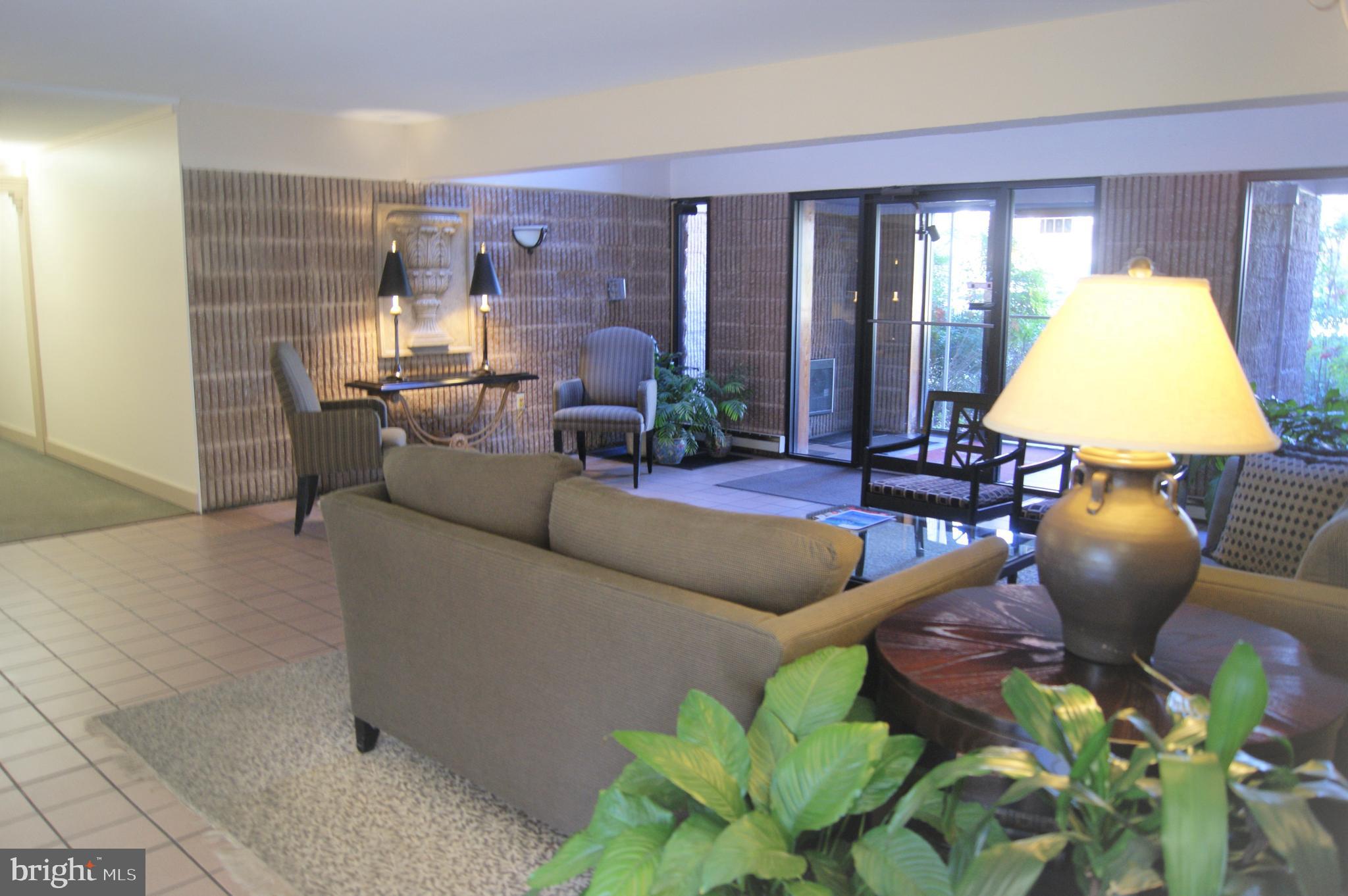 CHESWOLDE - Residential Lease