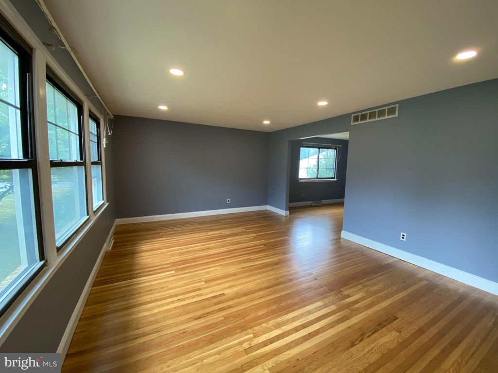 Photo of 1 Niamoa Drive, CHERRY HILL, NJ 08003 (MLS # NJCD2103548)