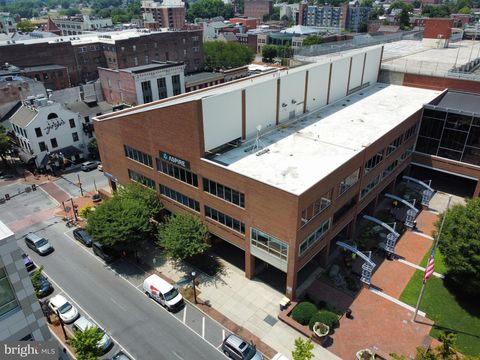 100 N QUEEN STREET LANCASTER PA 17603