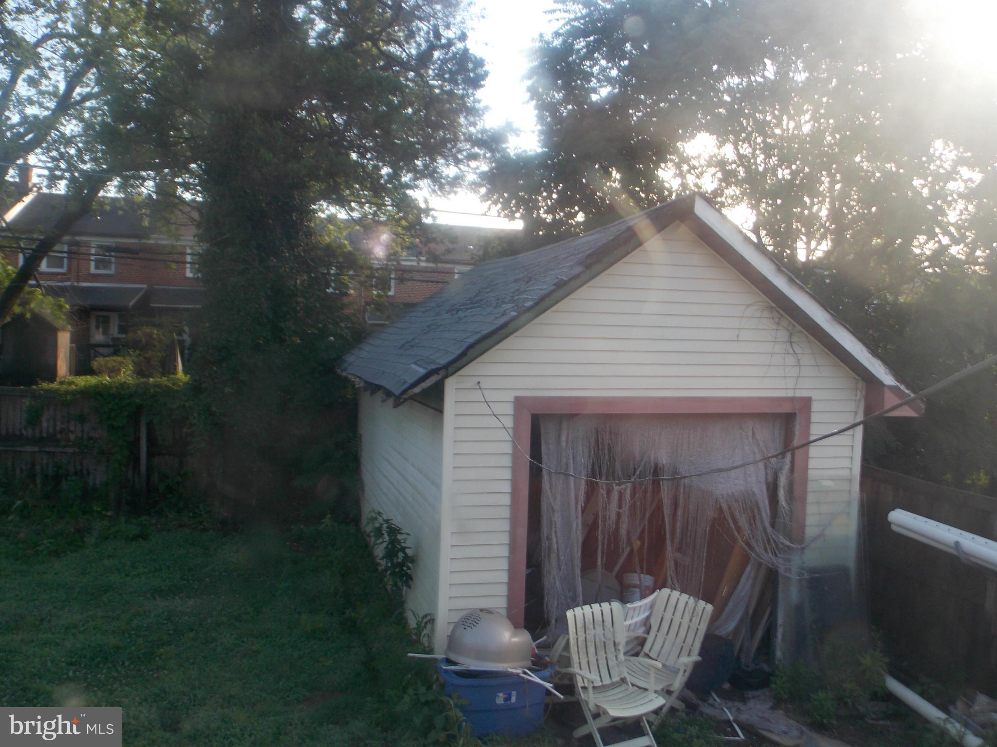 MERRIDALE LITTLE FARMS - Residential