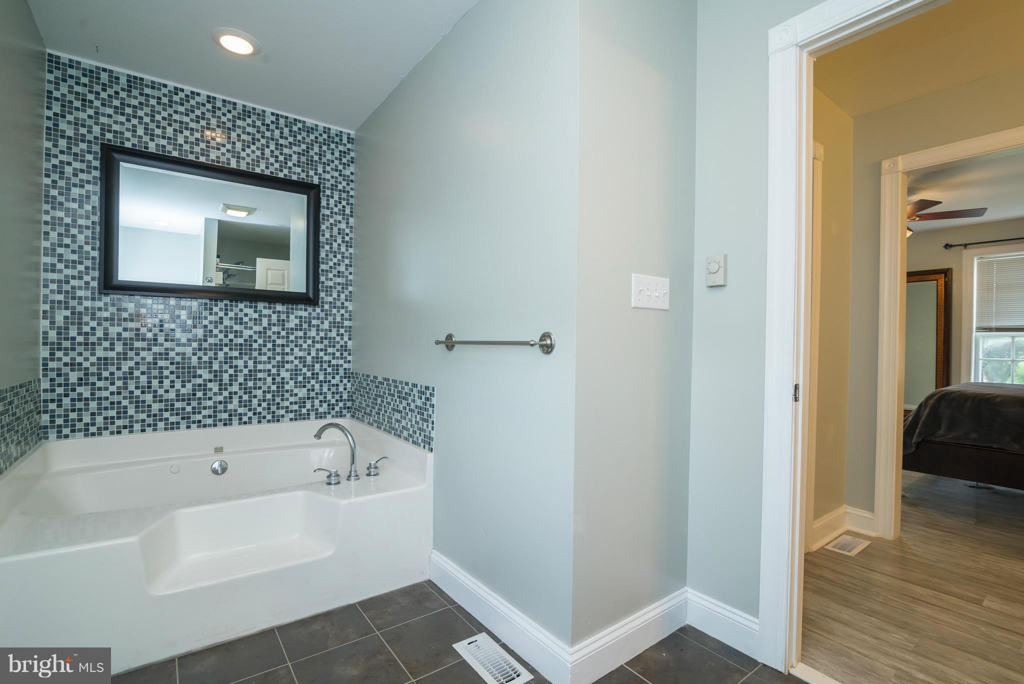 SWAN DALE FARMS - Residential