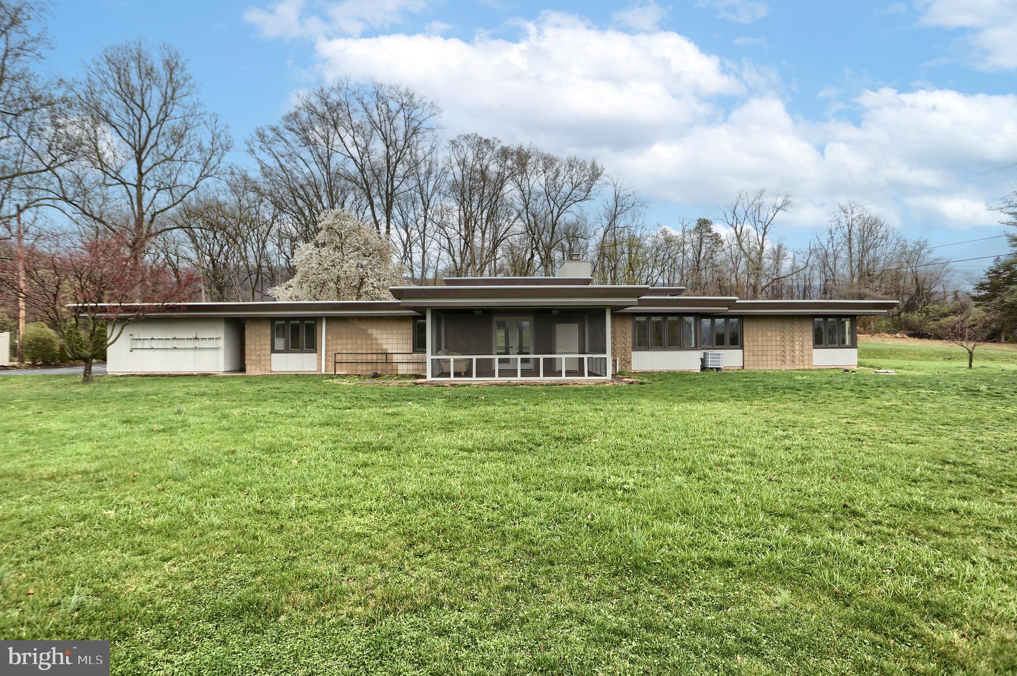 SOUTH HILLS - Residential