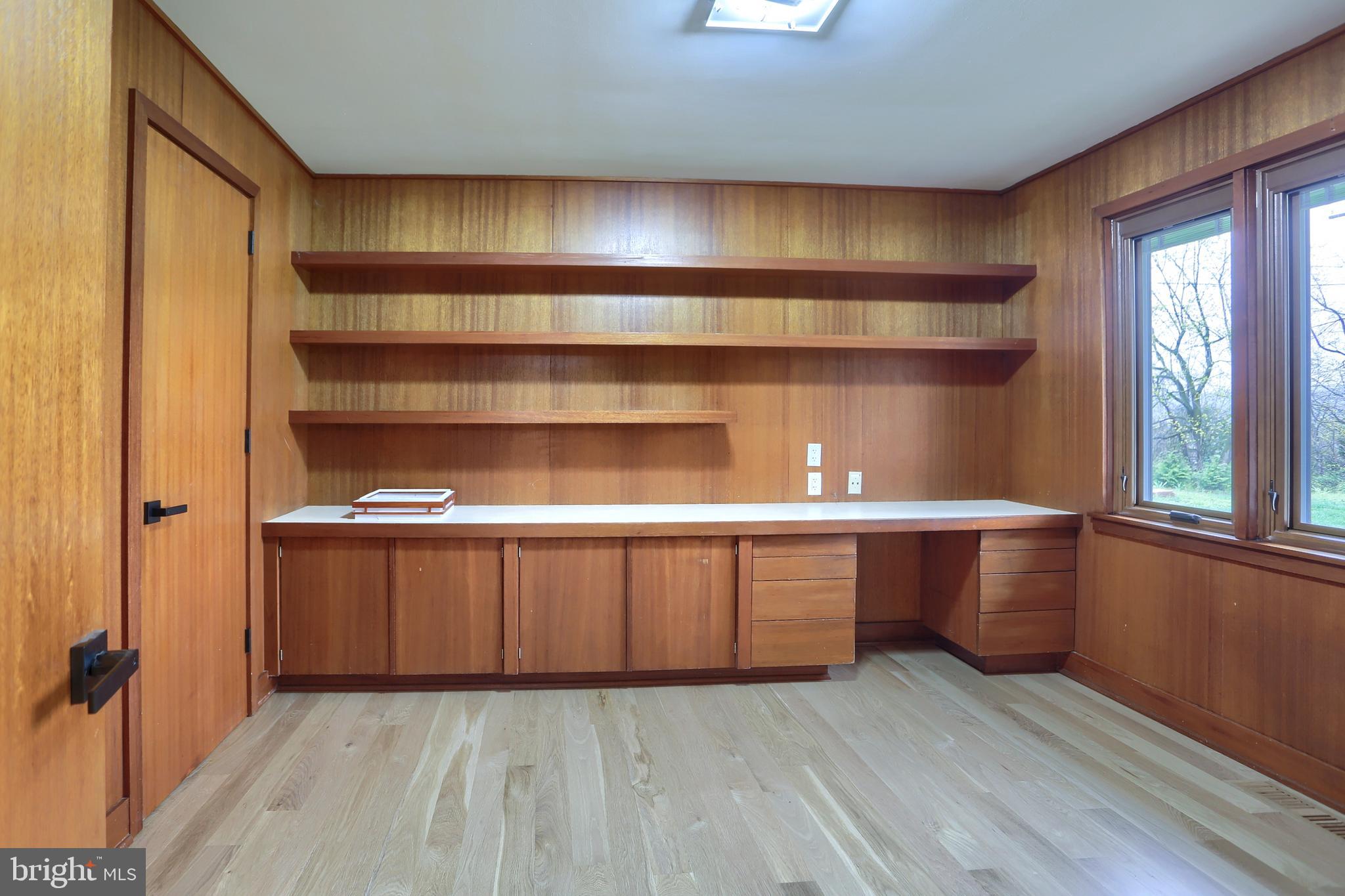 SOUTH HILLS - Residential