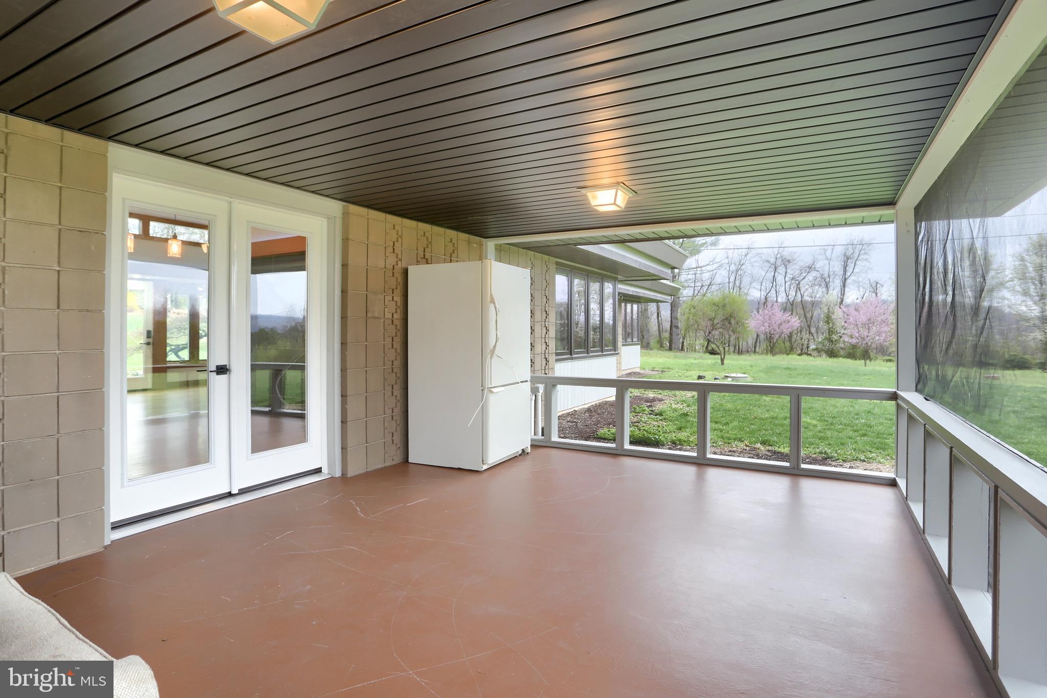 SOUTH HILLS - Residential