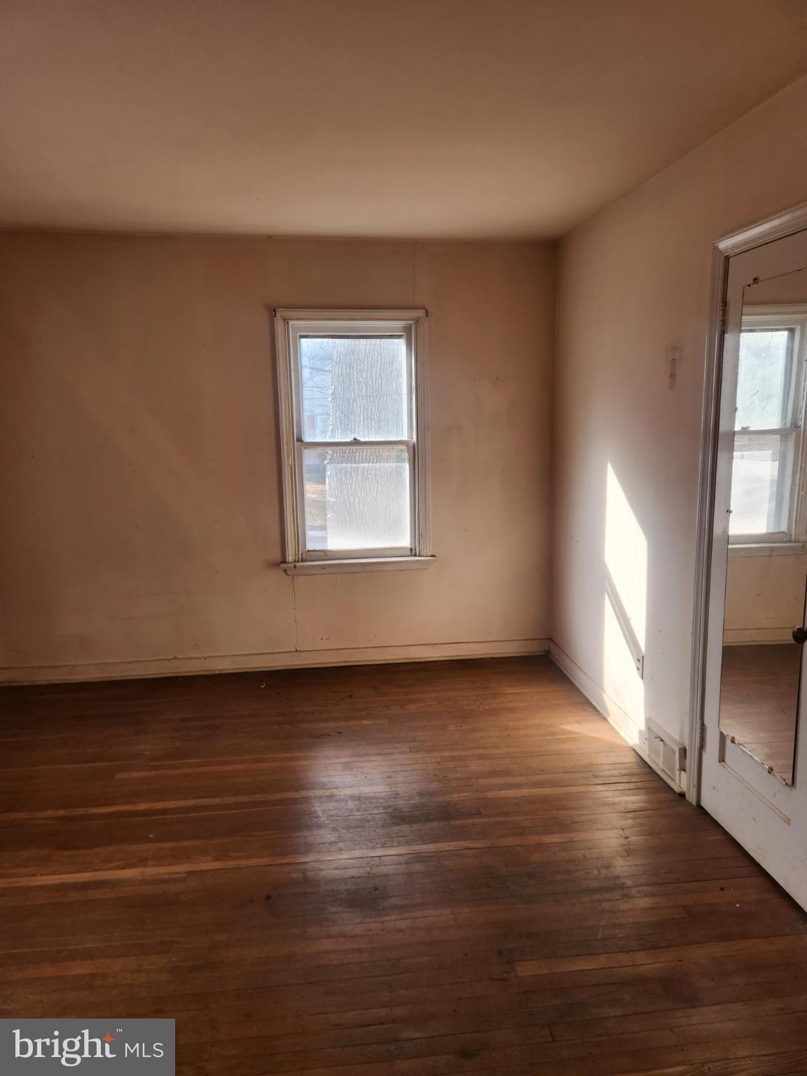 GLENSIDE - Residential