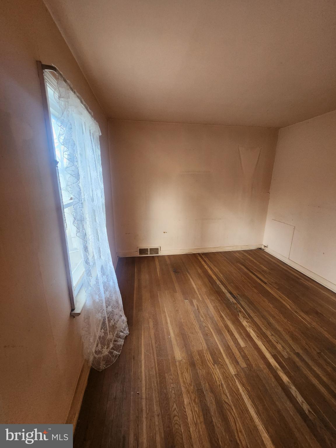 GLENSIDE - Residential