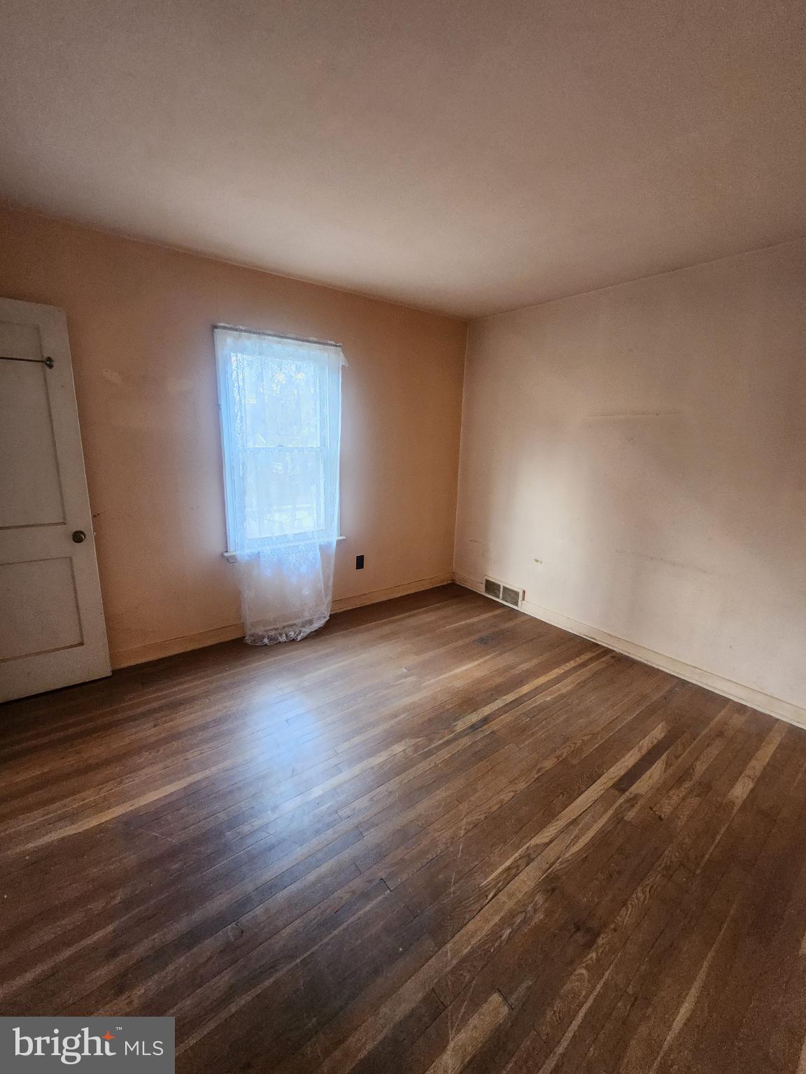 GLENSIDE - Residential