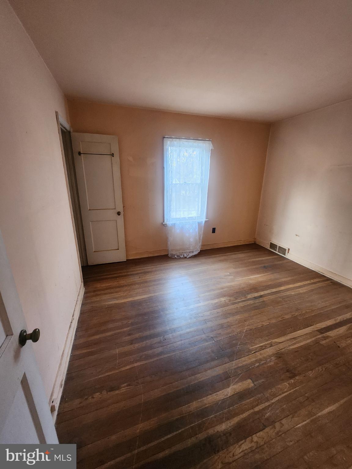 GLENSIDE - Residential