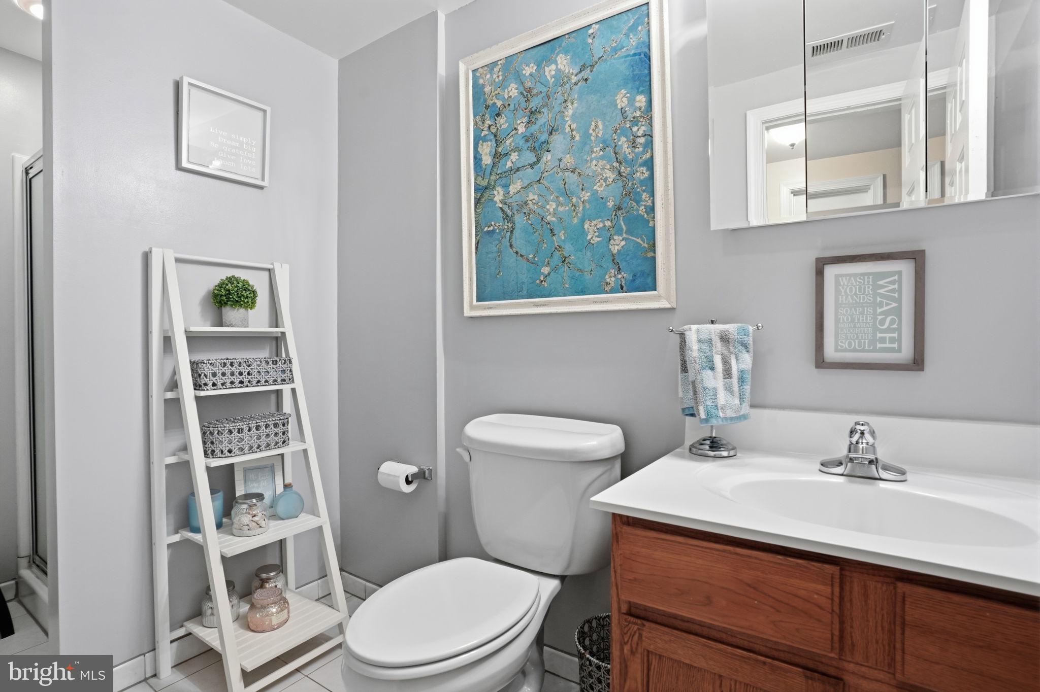 TREELINE ESTS - Residential