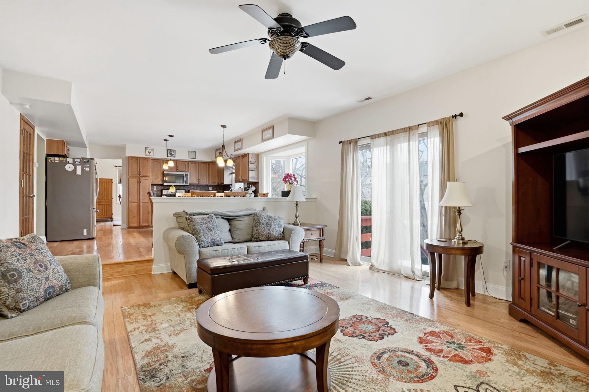 TREELINE ESTS - Residential