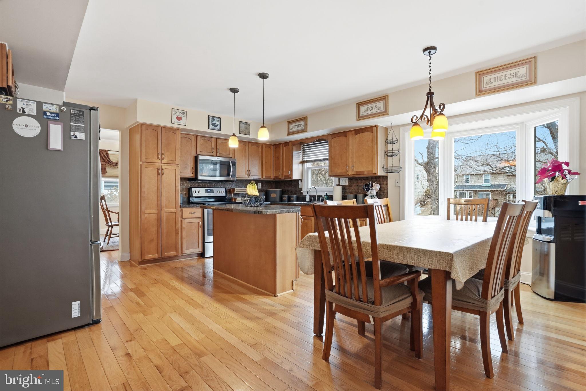 TREELINE ESTS - Residential