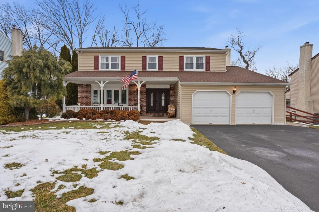 Photo of 27 Seedling Dr, HOLLAND, PA 18966 (MLS # PABU2114432)