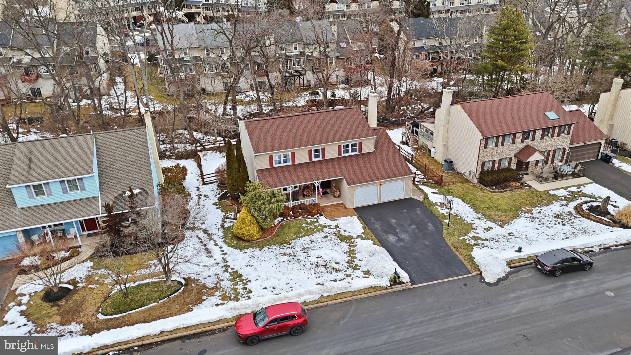 TREELINE ESTS - Residential