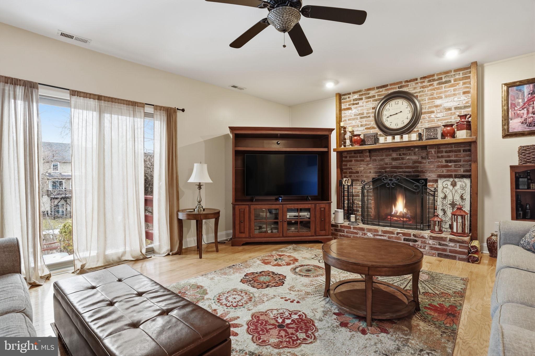 TREELINE ESTS - Residential