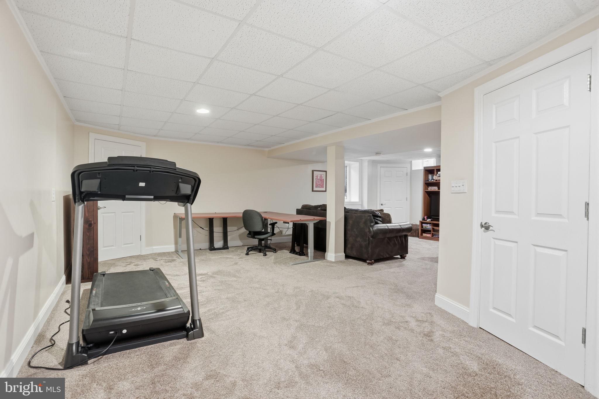 TREELINE ESTS - Residential