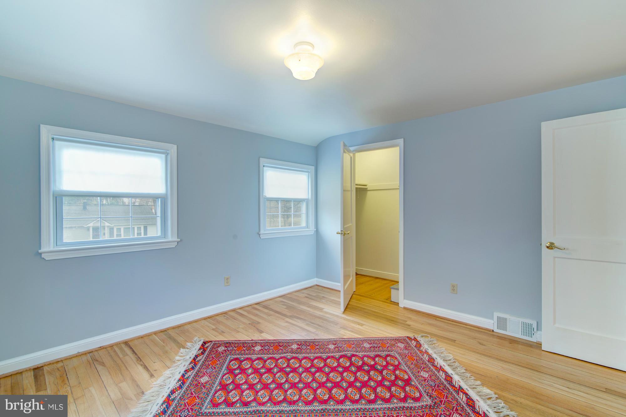 ARLINGTON - Residential