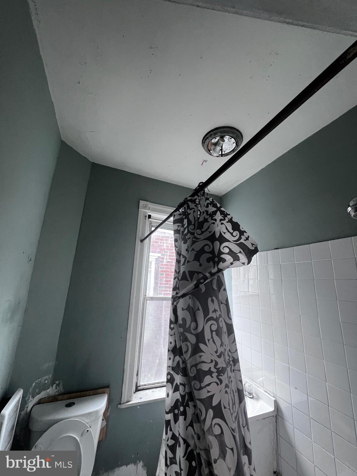 WEST PHILADELPHIA - Residential