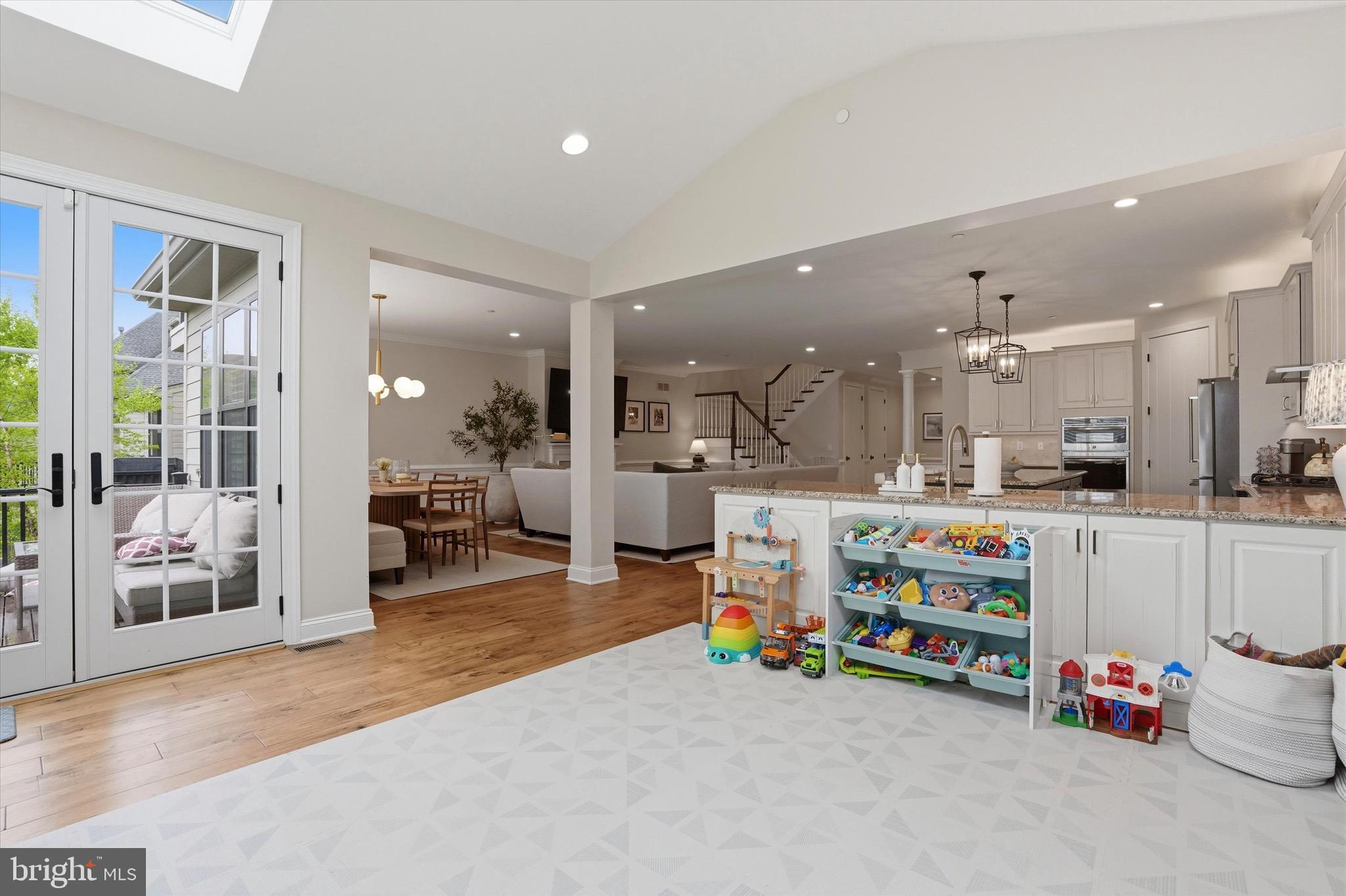 RESERVE AT CREEKSIDE - Residential