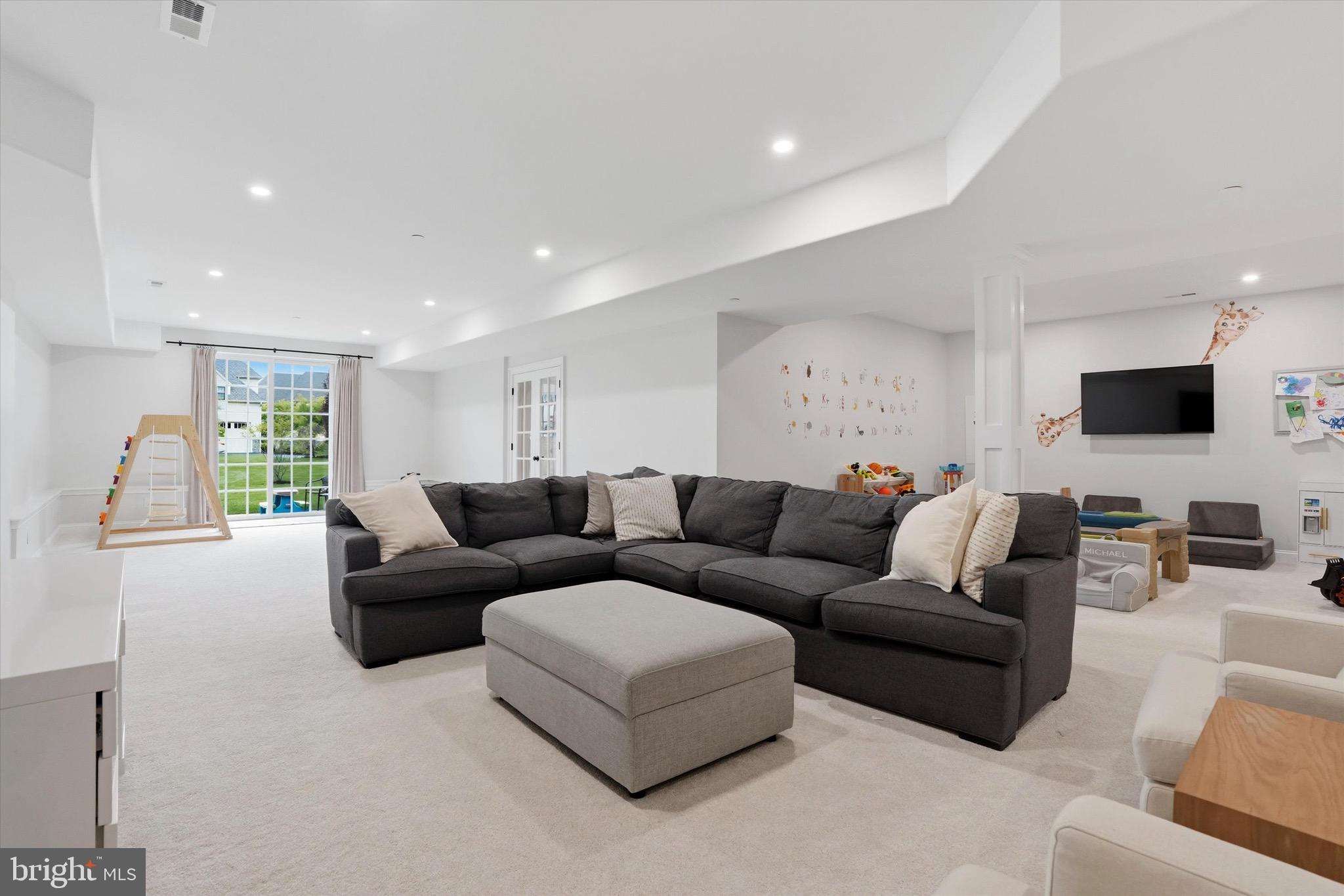 RESERVE AT CREEKSIDE - Residential