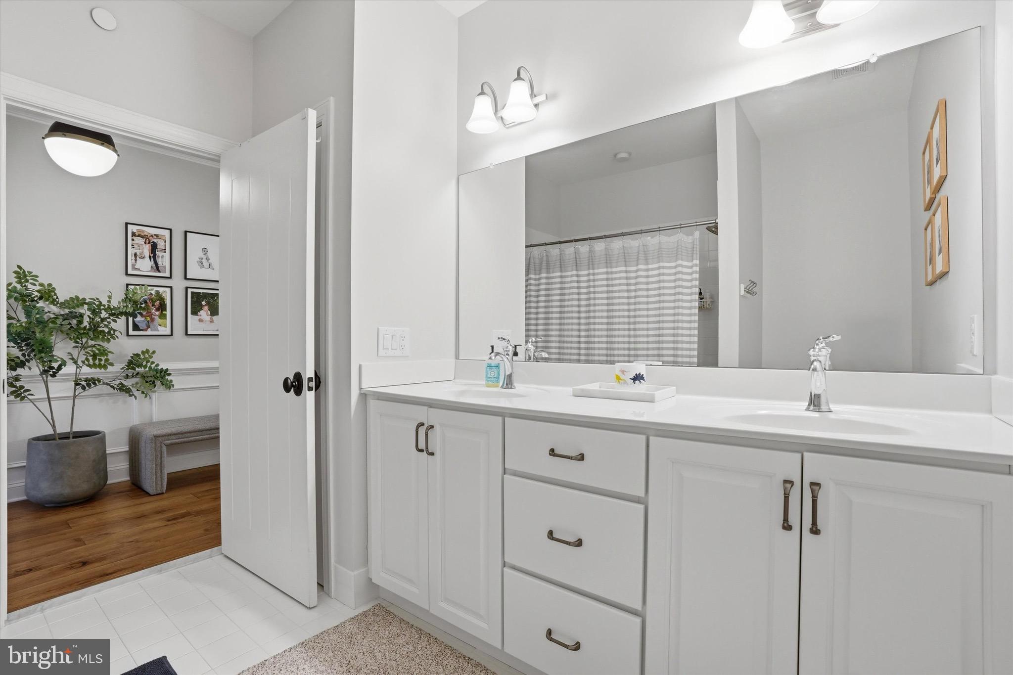 RESERVE AT CREEKSIDE - Residential