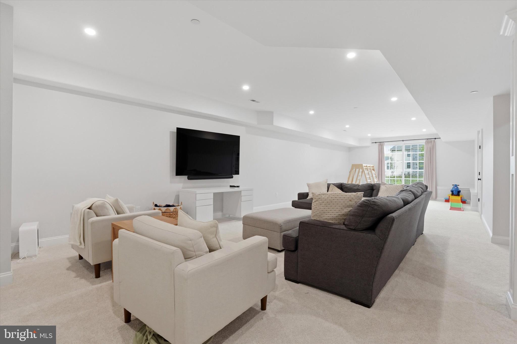 RESERVE AT CREEKSIDE - Residential