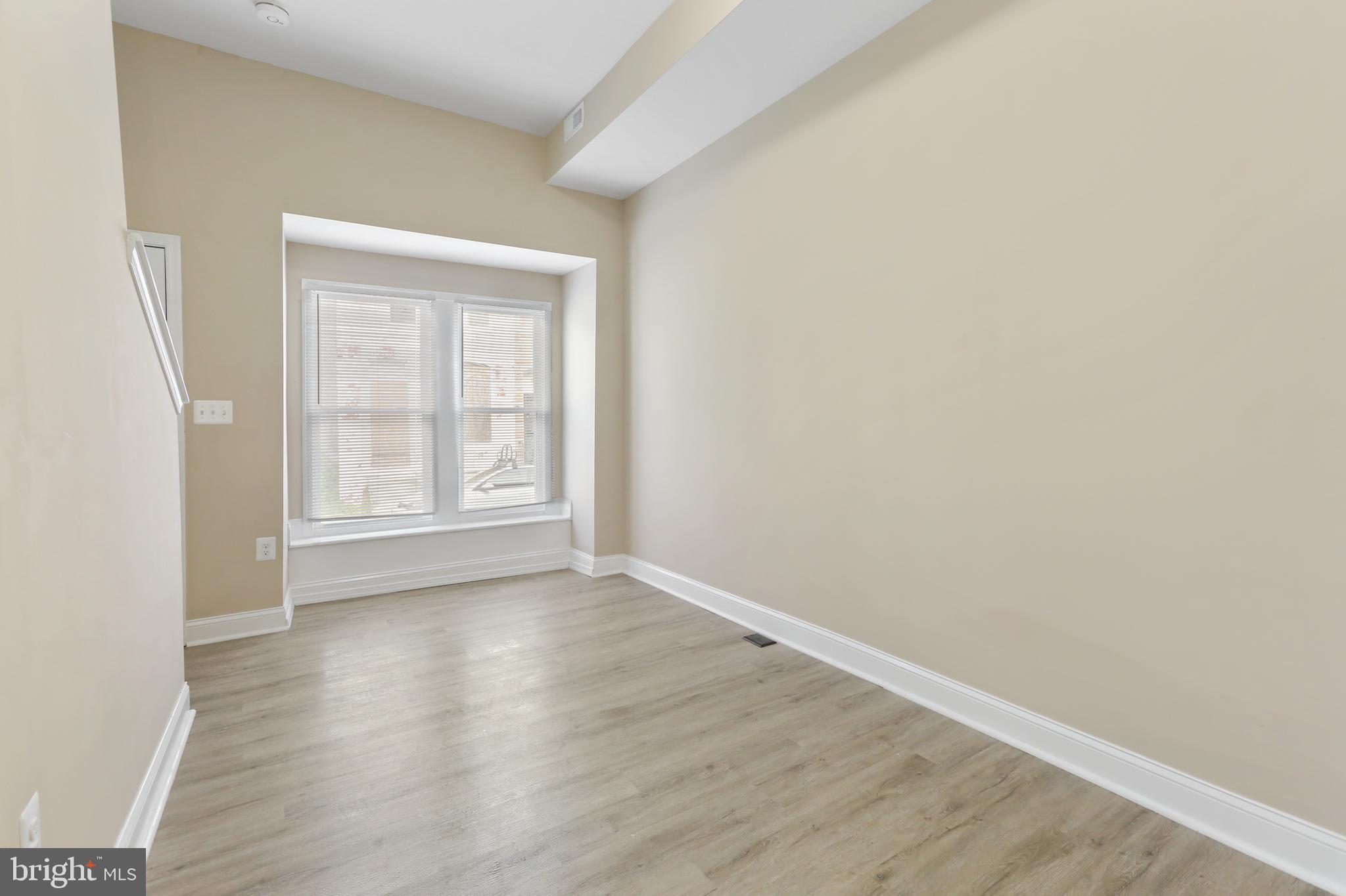 BROADWAY EAST - Residential Lease
