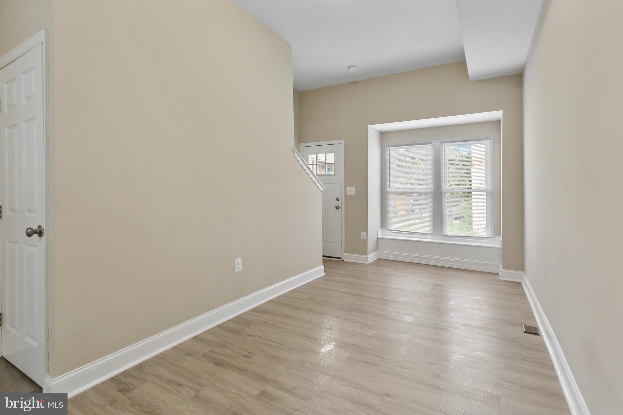 BROADWAY EAST - Residential Lease