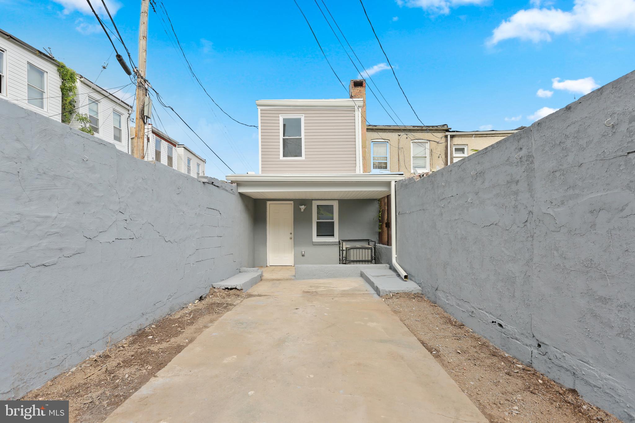 BROADWAY EAST - Residential Lease