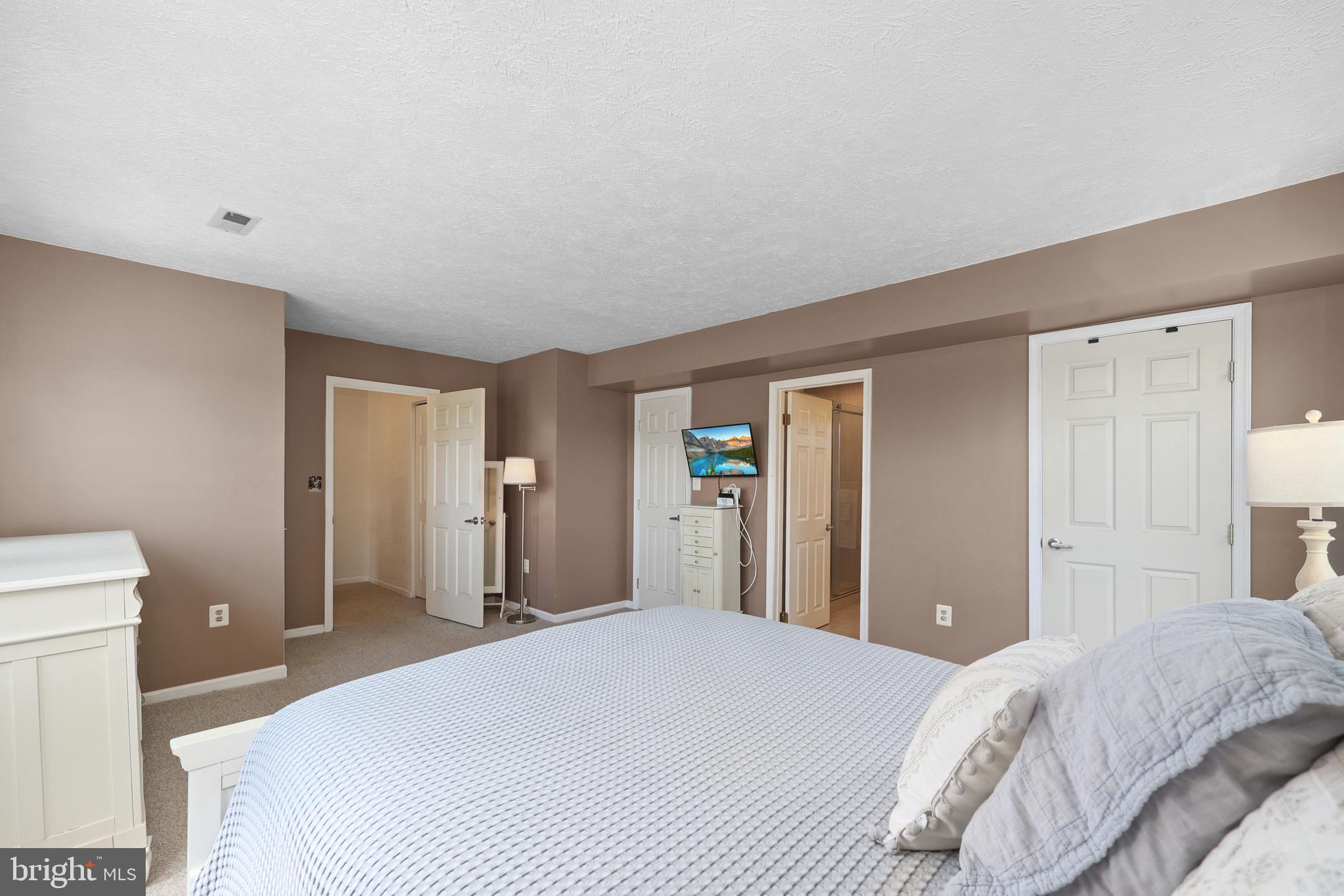 SPRINGS VALLEY FARM - Residential