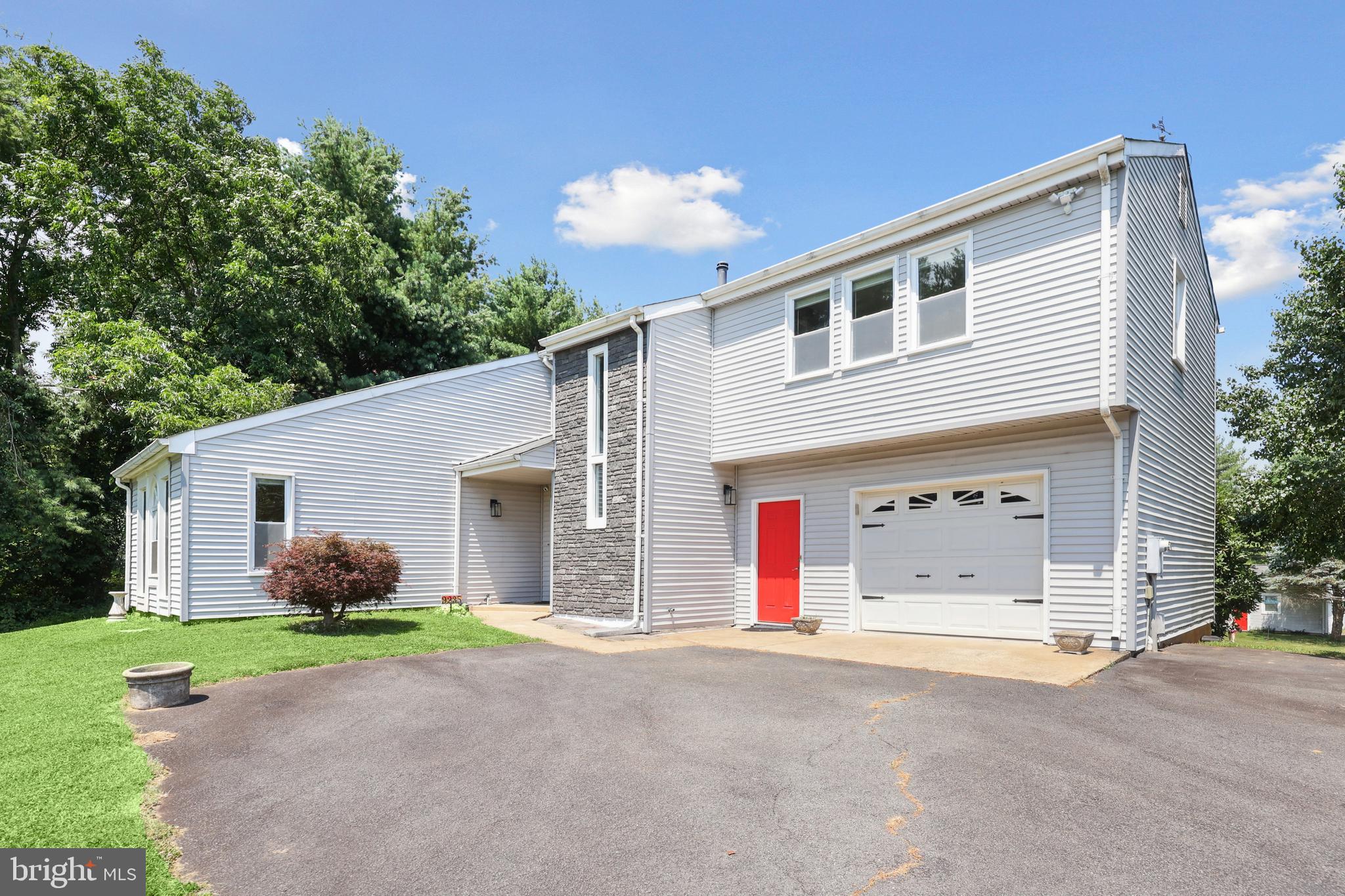 SPRINGS VALLEY FARM - Residential