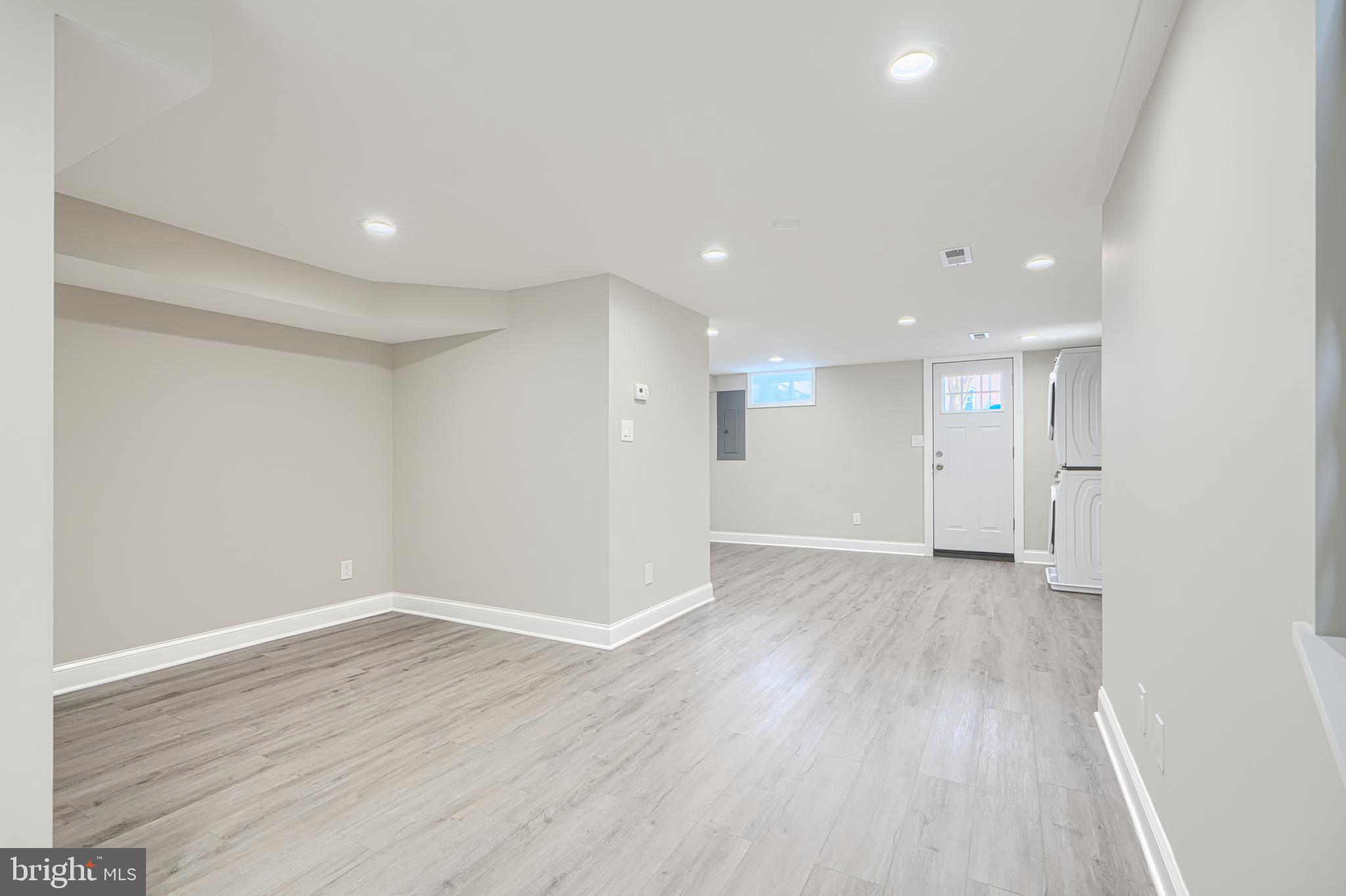 GREEKTOWN - Residential