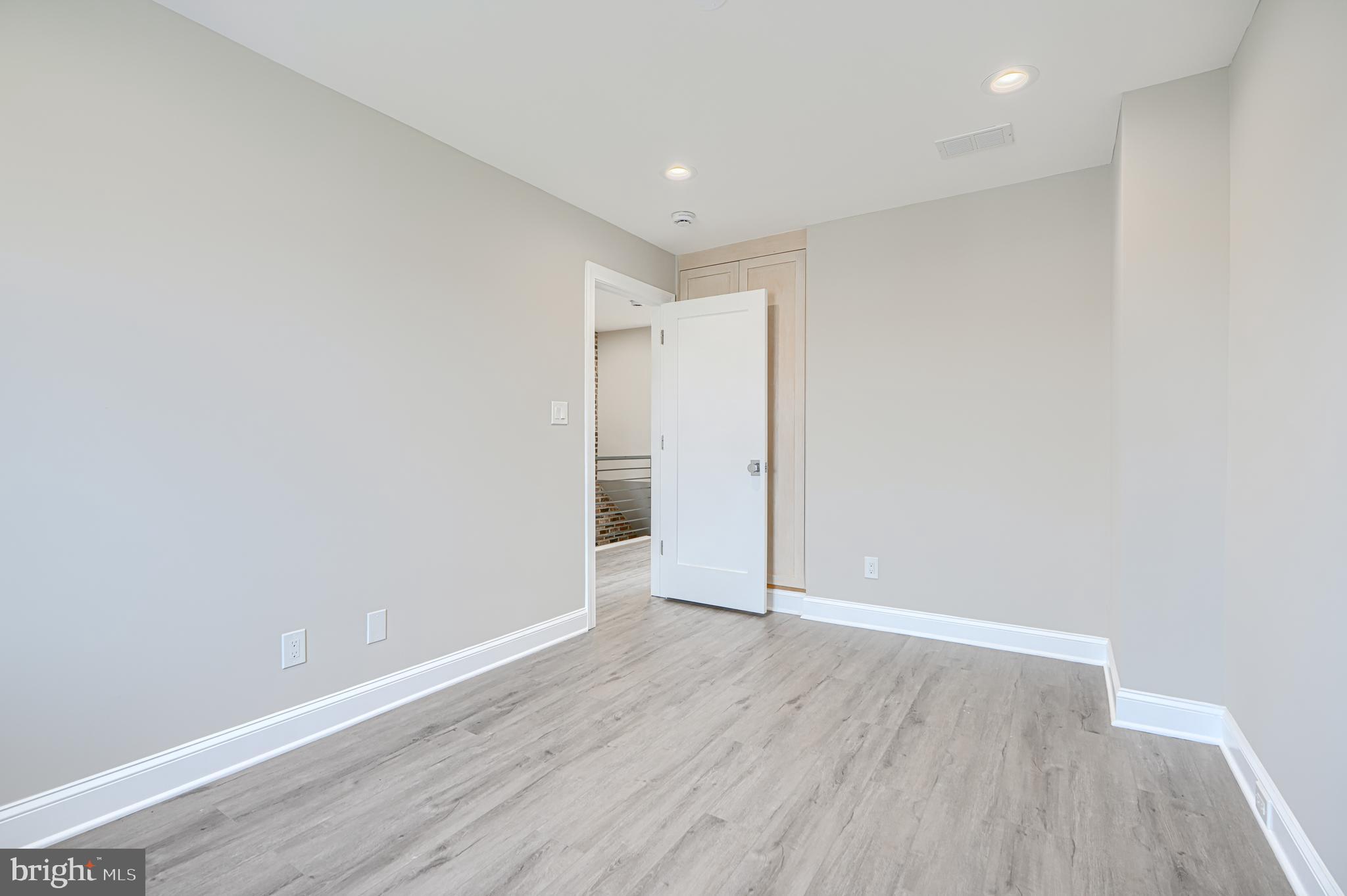 GREEKTOWN - Residential