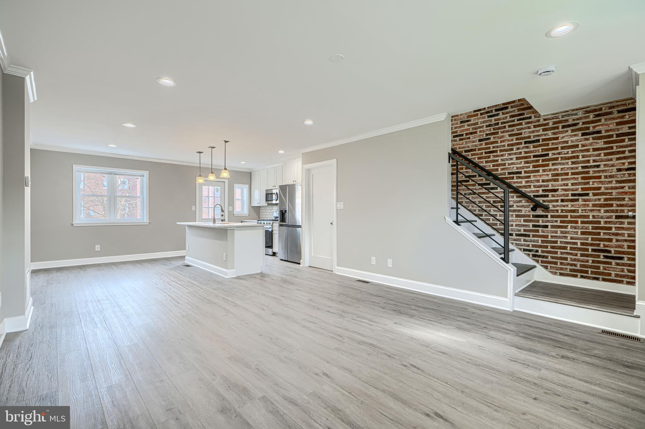 GREEKTOWN - Residential