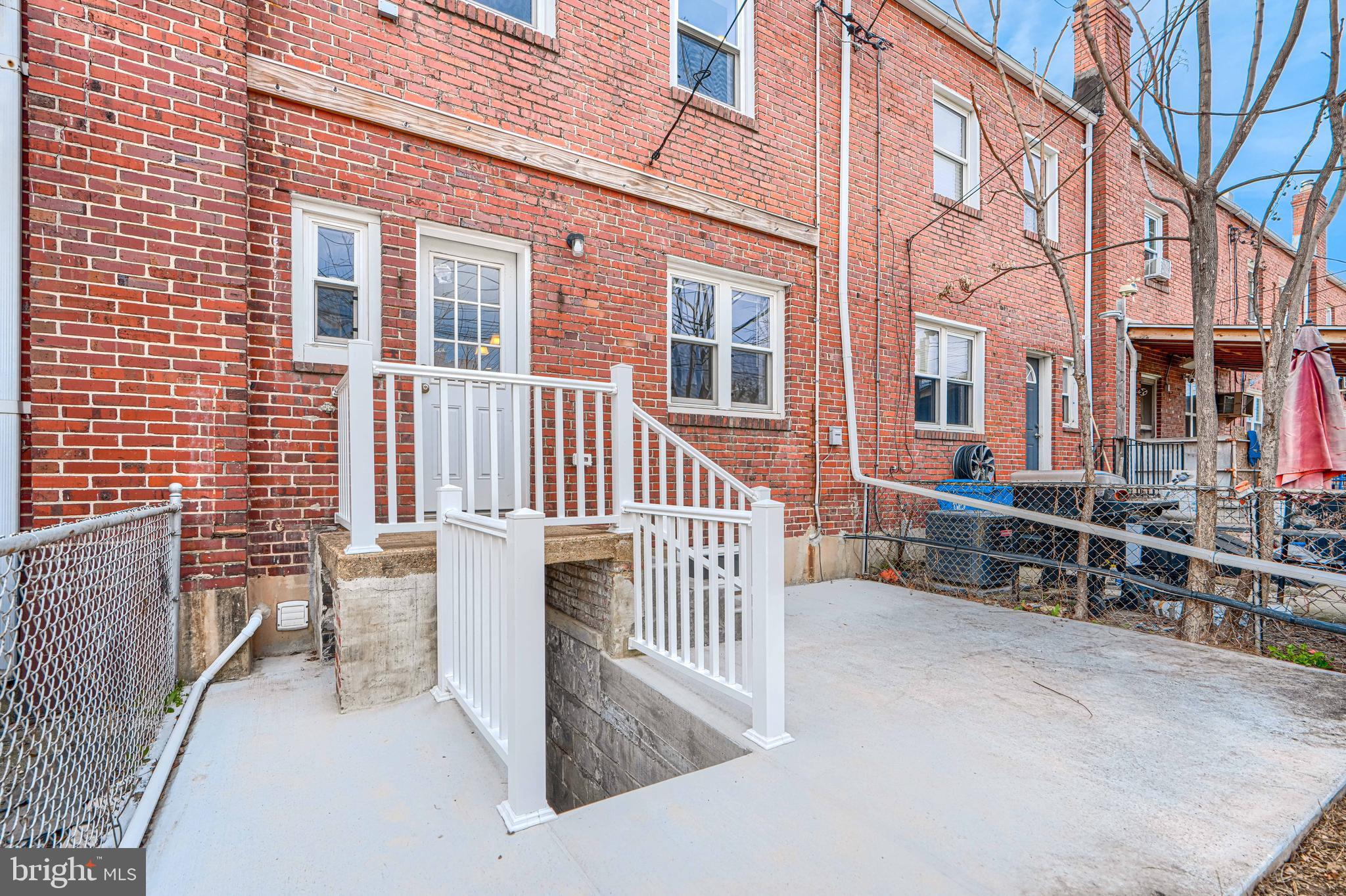 GREEKTOWN - Residential