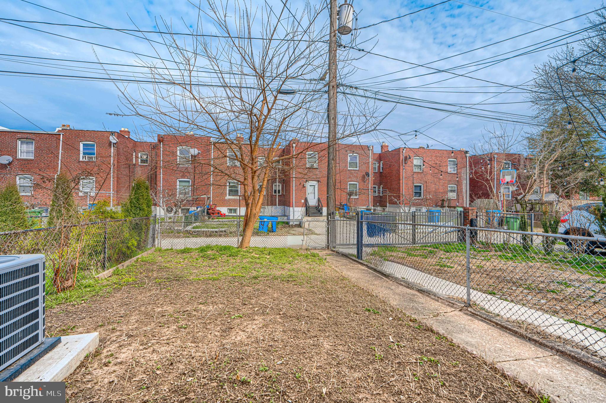 GREEKTOWN - Residential