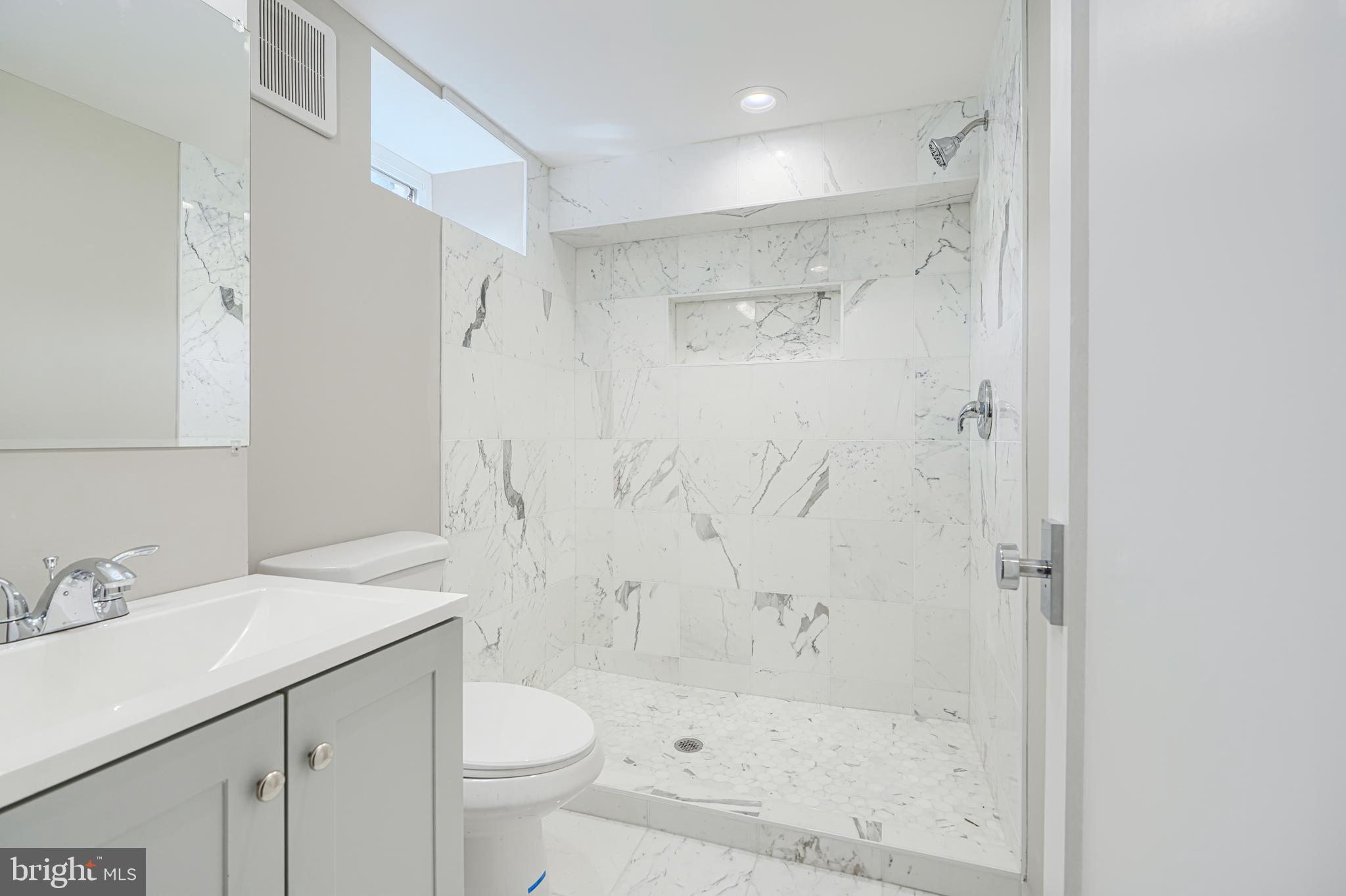 GREEKTOWN - Residential