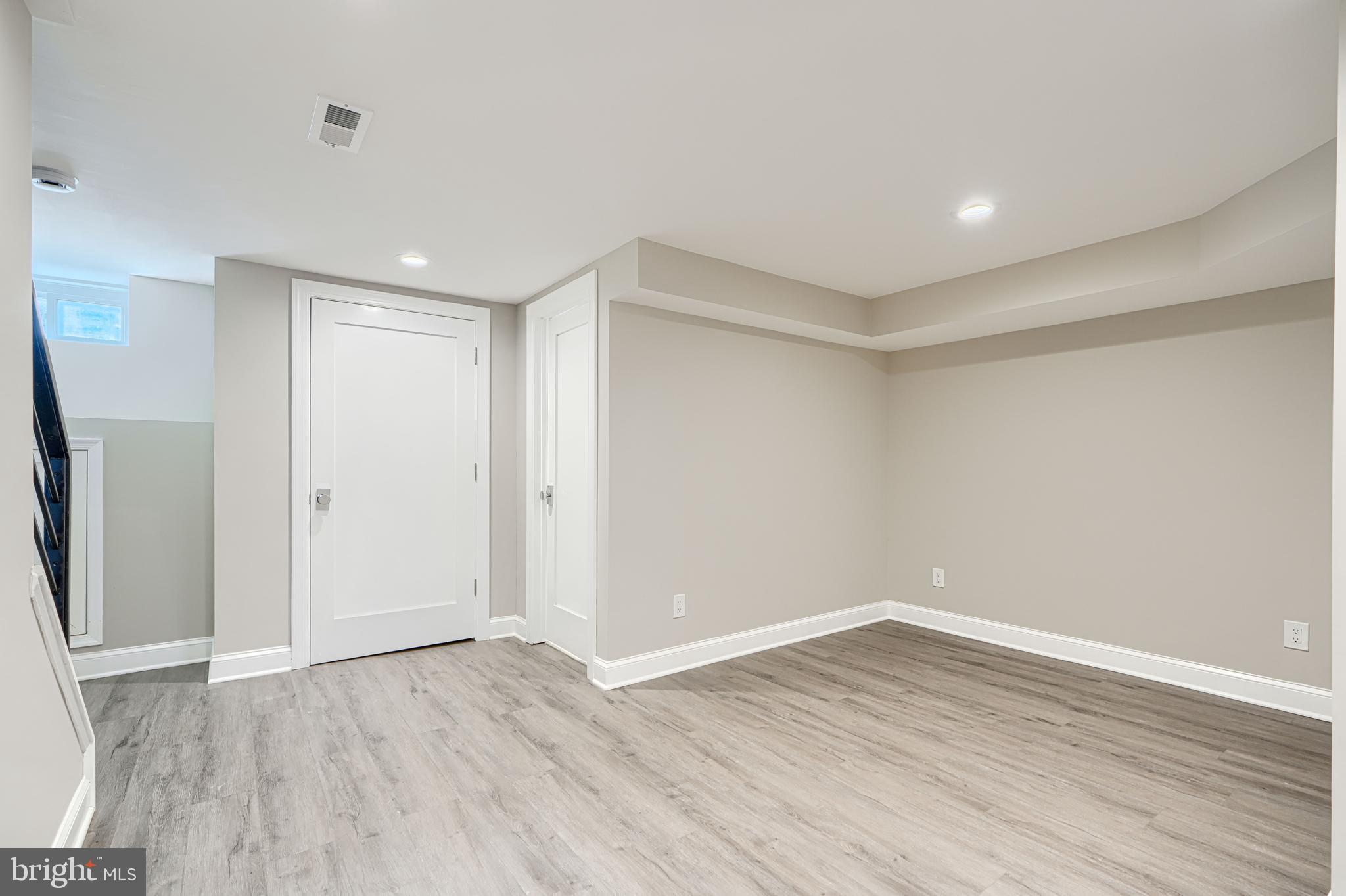 GREEKTOWN - Residential