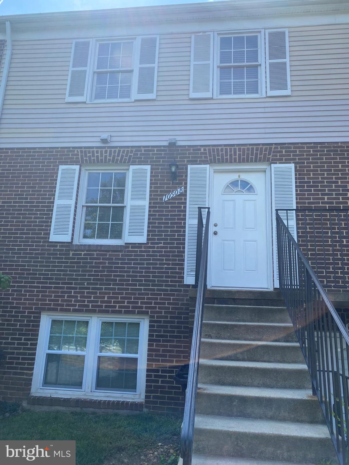 Beautiful and spacious 3-bedroom, 1 & 1/2-bathroom condo located just steps from major shopping centers, grocery stores, and dining options, perfect for those who want convenience and comfort. This unit features an updated kitchen, in-unit washer/dryer, private balcony, and access to community amenities. Ideal for professionals or small families looking for a well-maintained, move-in-ready home in a prime location.
Conveniently located 3 minutes drive to DMV, public library, post office, Safeway(with pharmacy), restaurants, 5 minutes to Rt. 28, 7 minutes to Rt.7 and 10 minutes drive to Dulles Airport.
No pets allowed, no smoking/Vape.