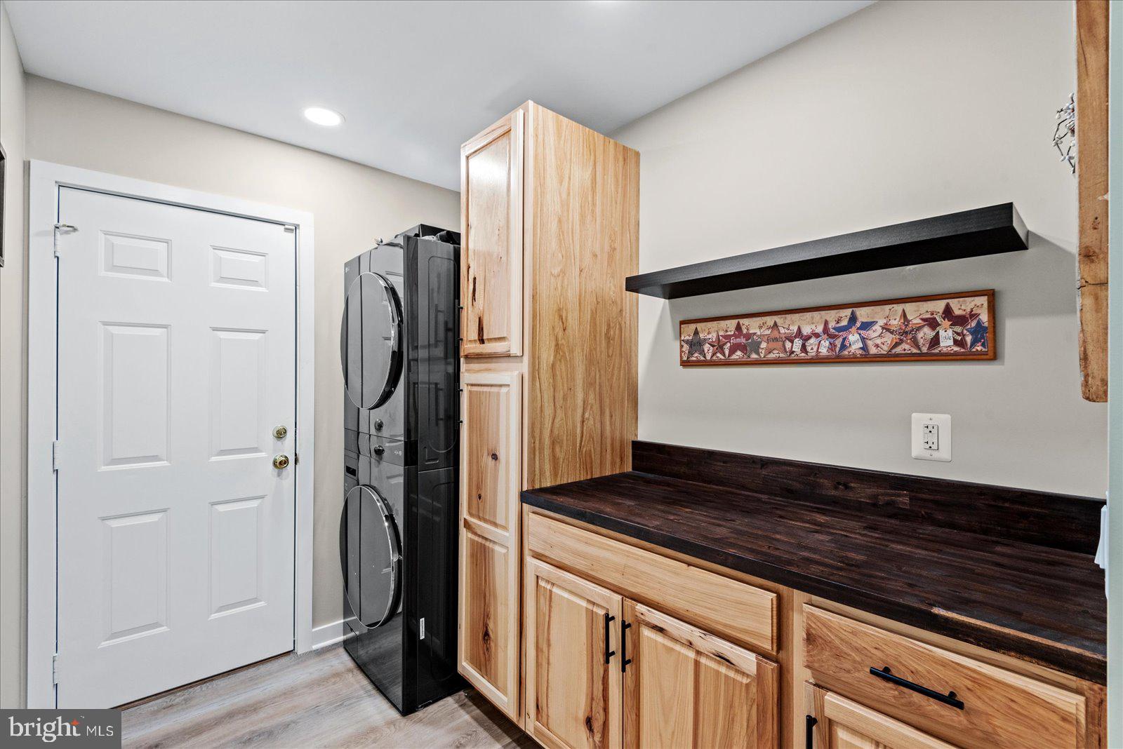 LAKE OF THE WOODS - Residential