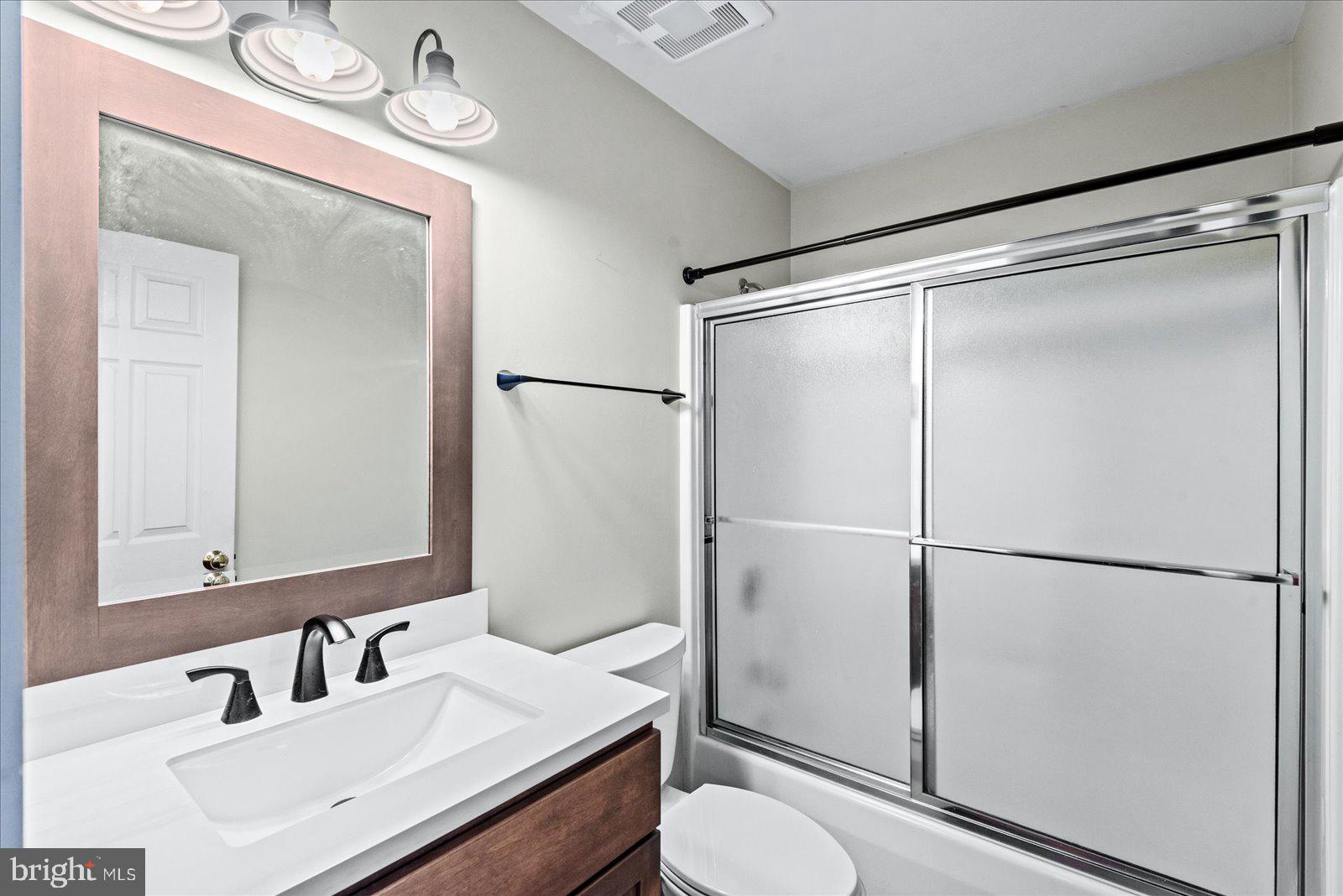 LAKE OF THE WOODS - Residential