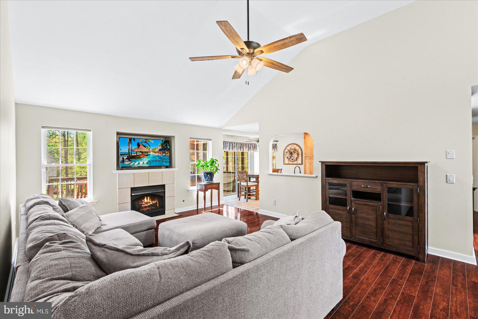 LAKE OF THE WOODS - Residential