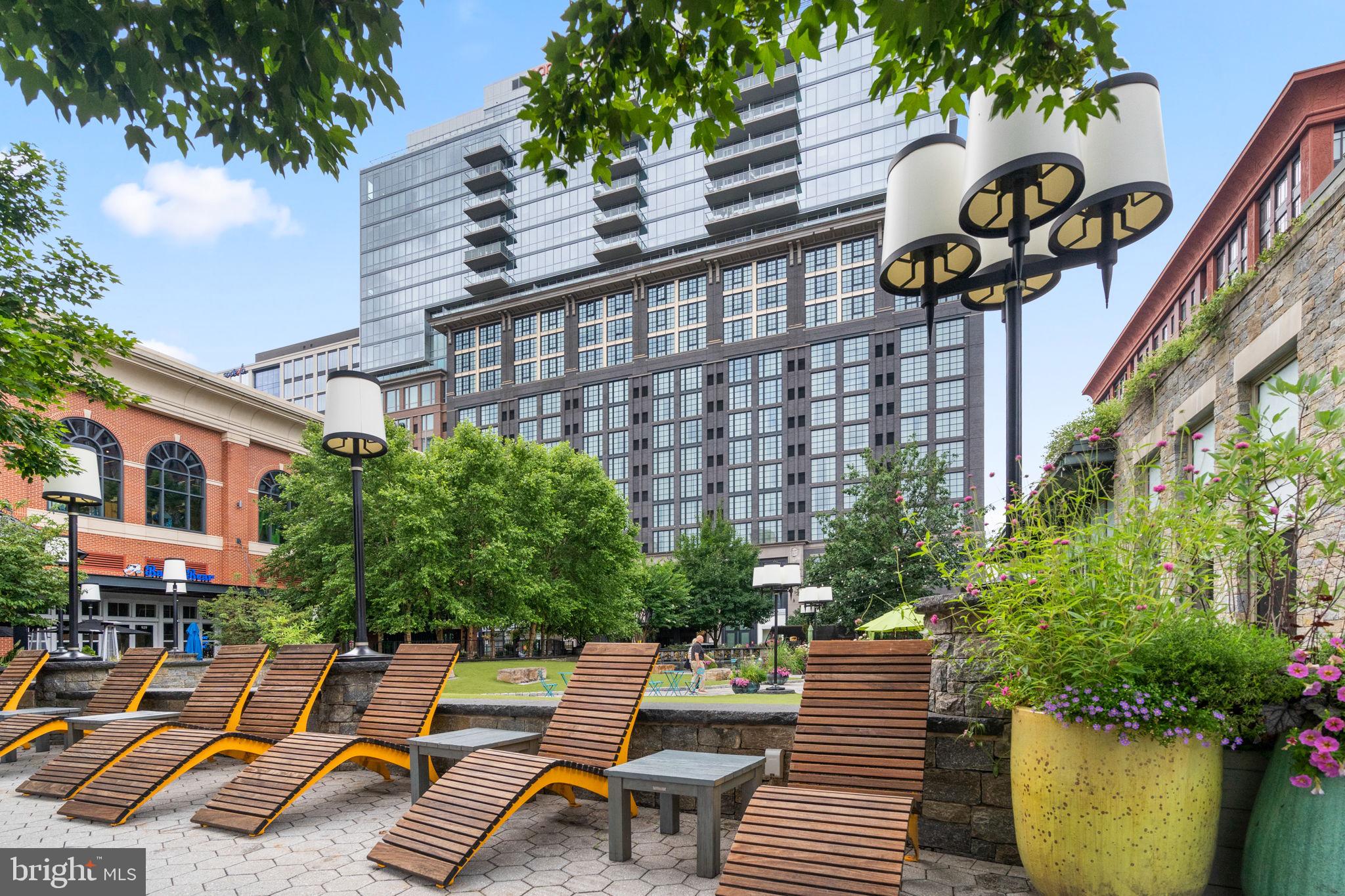 MIDTOWN BETHESDA NORTH - Residential