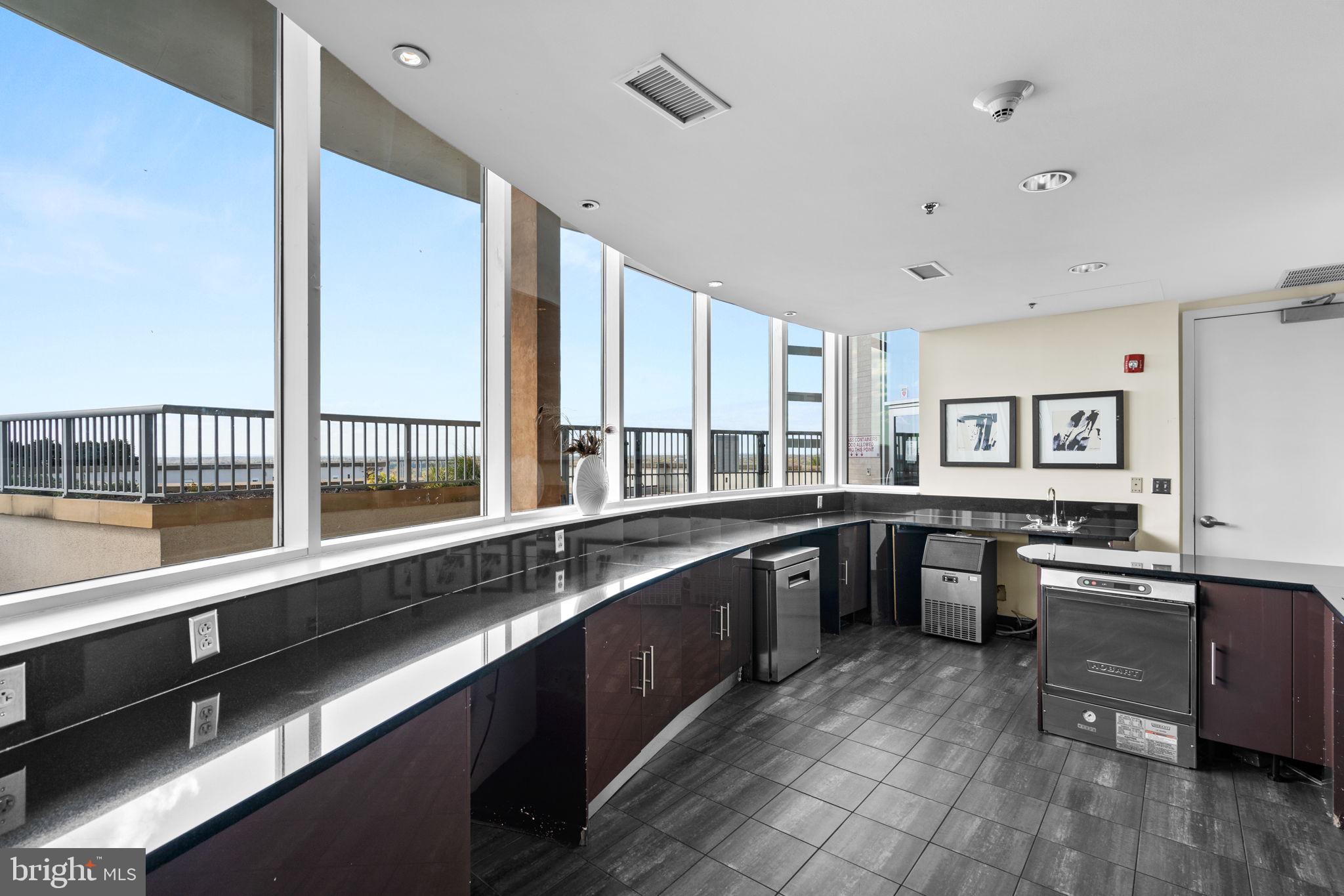 MIDTOWN BETHESDA NORTH - Residential